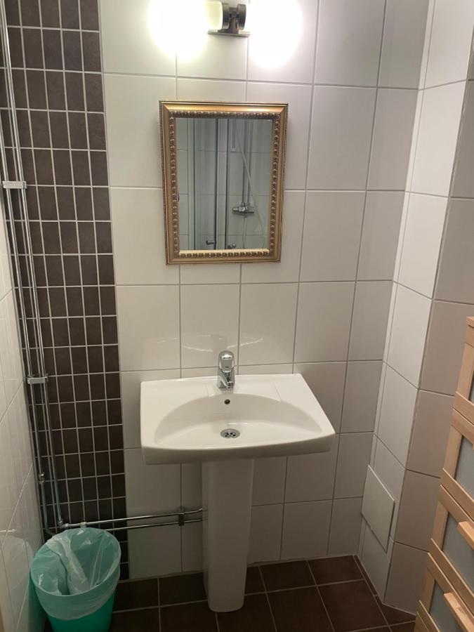 Bjoerkbackens Vandrarhem I Vimmerby Bagian luar foto
